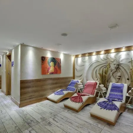 Διαμέρισμα Lander Luxury Apartment, 5 Star Hotel, Κουσάντασι
